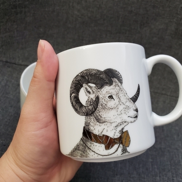 West Elm Gilded Dapper Animal Mug - Picture 4 of 7